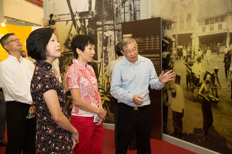 2016-blooms-of-vitality-colours-of-life-exhibition